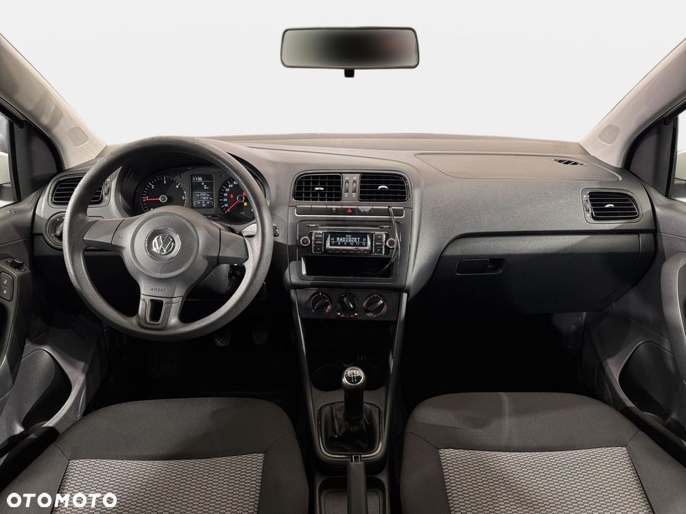Volkswagen Polo - 11