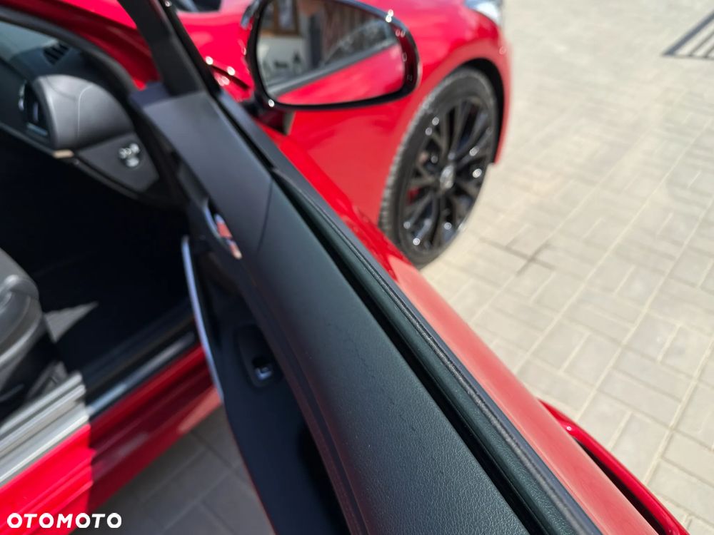 Kia Stinger 2.0 T-GDI GT Line - 13