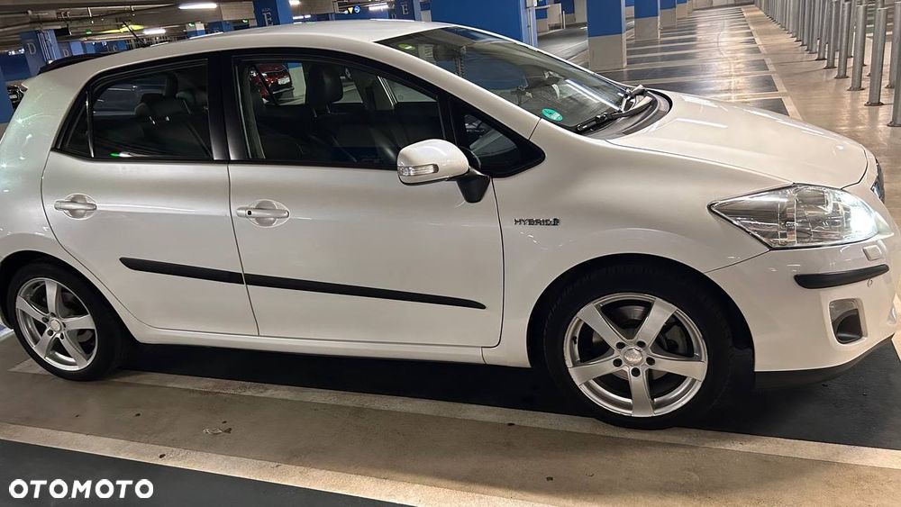Toyota Auris - 5