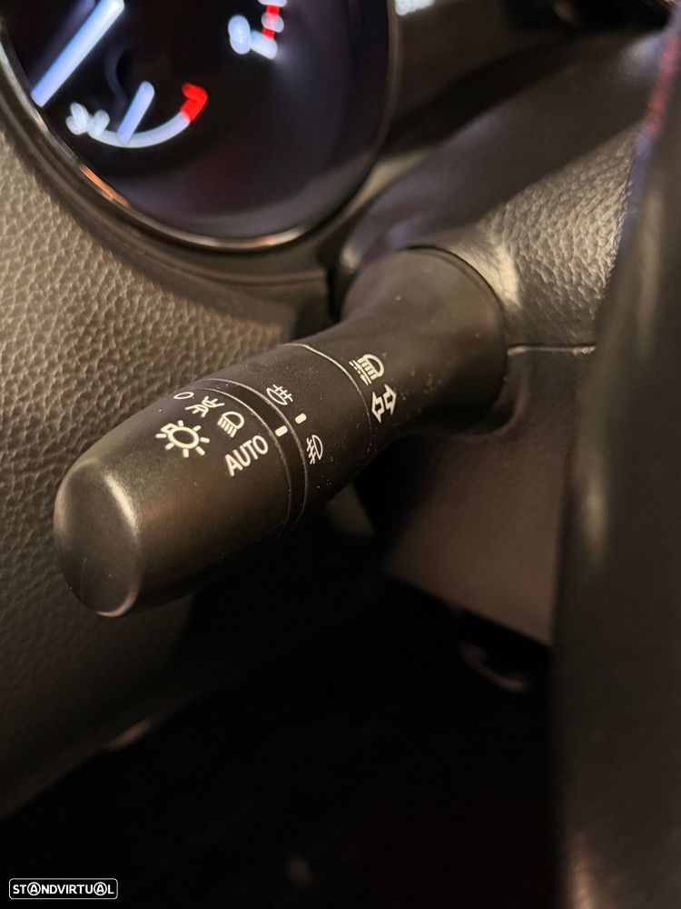 Nissan Qashqai 1.2 DIG-T 360 Xtronic - 25