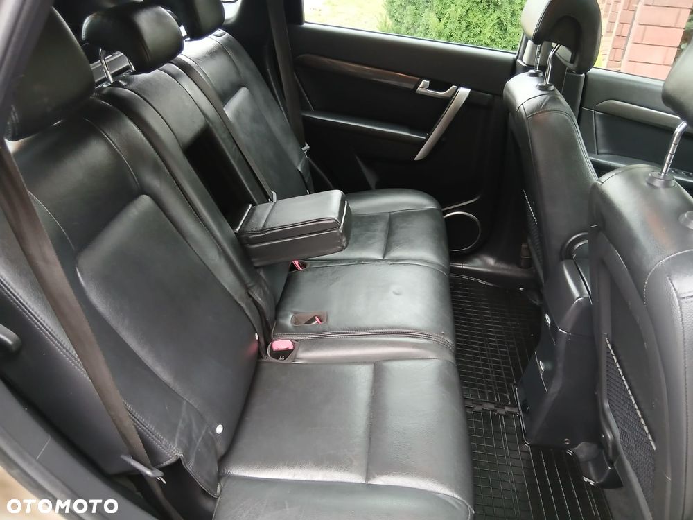 Chevrolet Captiva 2.0 d LT high - 32