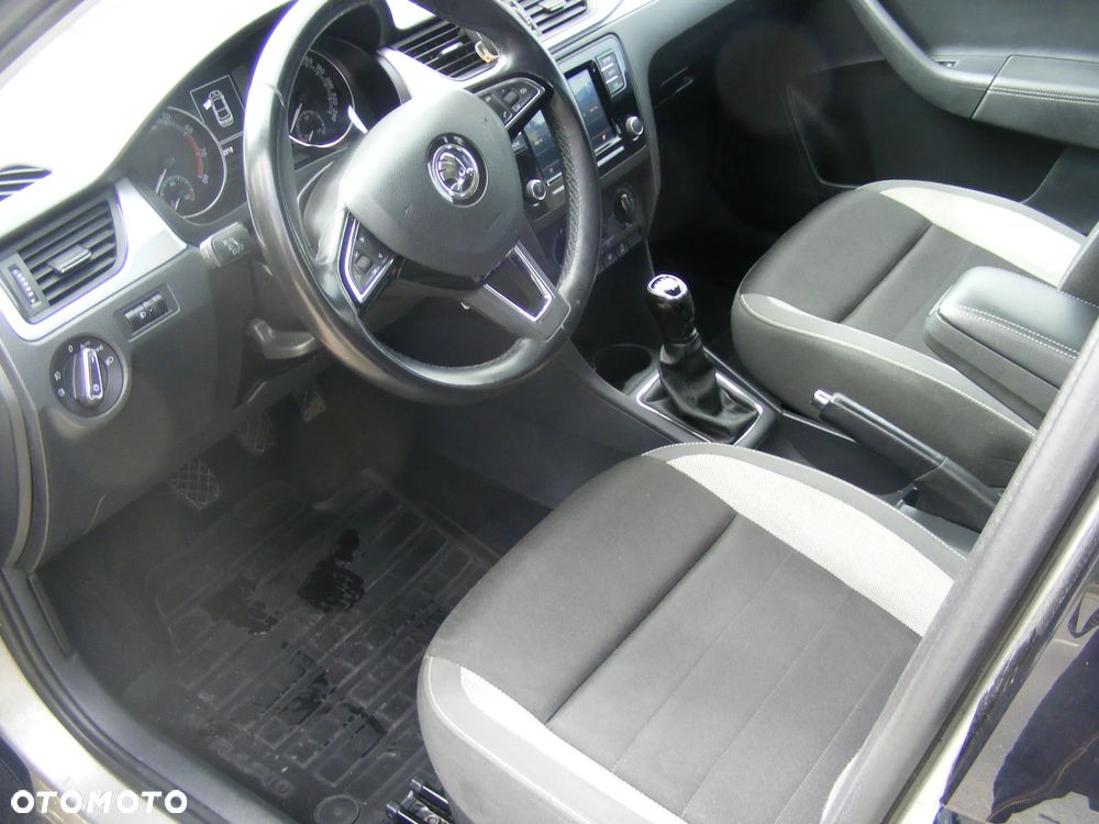 Skoda RAPID 1.0 TSI Style - 7