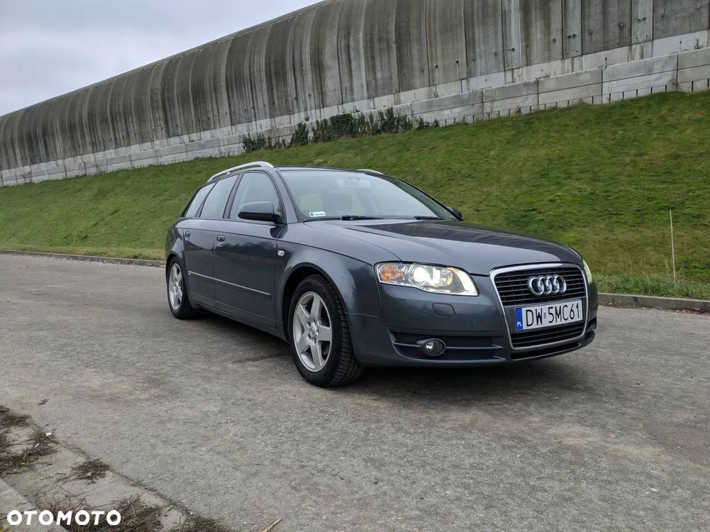 Audi A4 Avant - 1