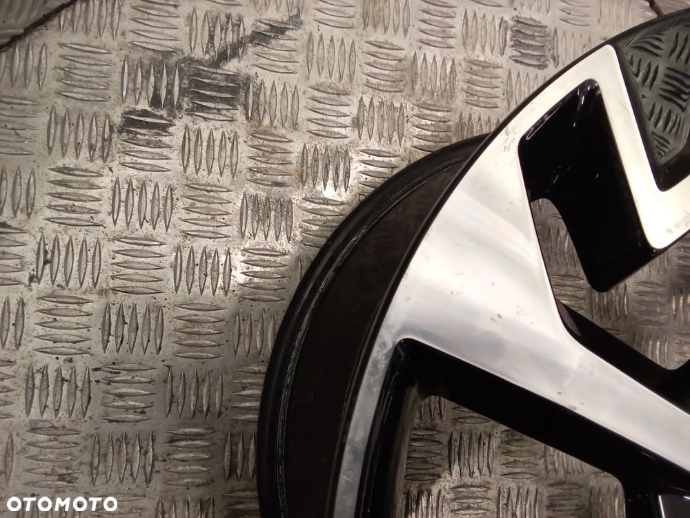 1x Felga Kia Sportage 7,5Jx18 et51 5x114,3 - 4