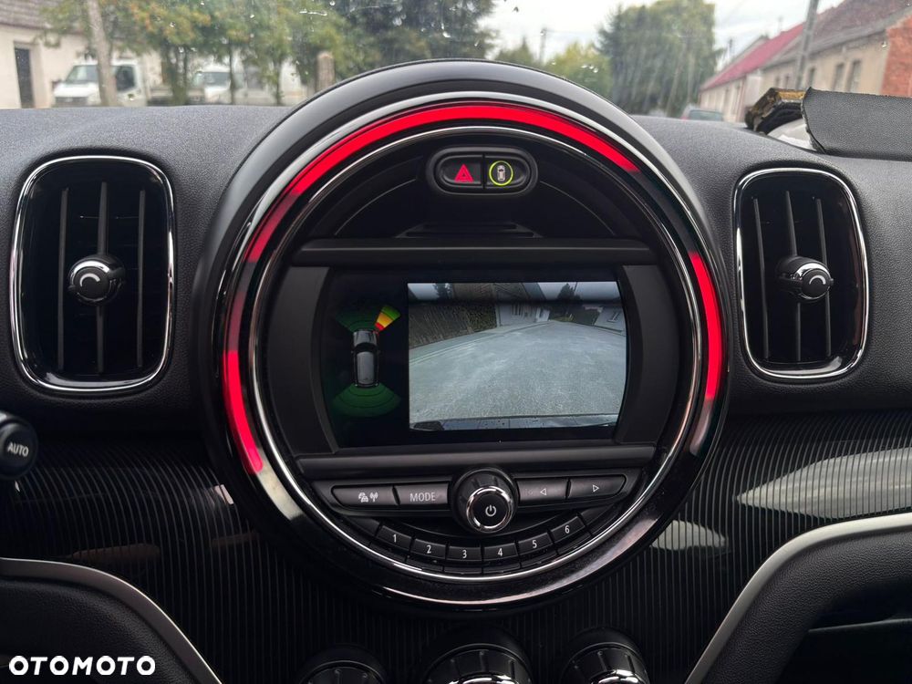 MINI Countryman Cooper Estate Edition - 13