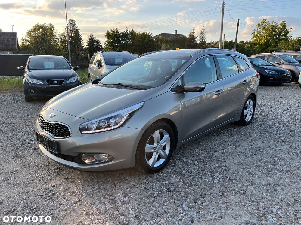 Kia Ceed 1.6 GDI ISG Spirit - 35