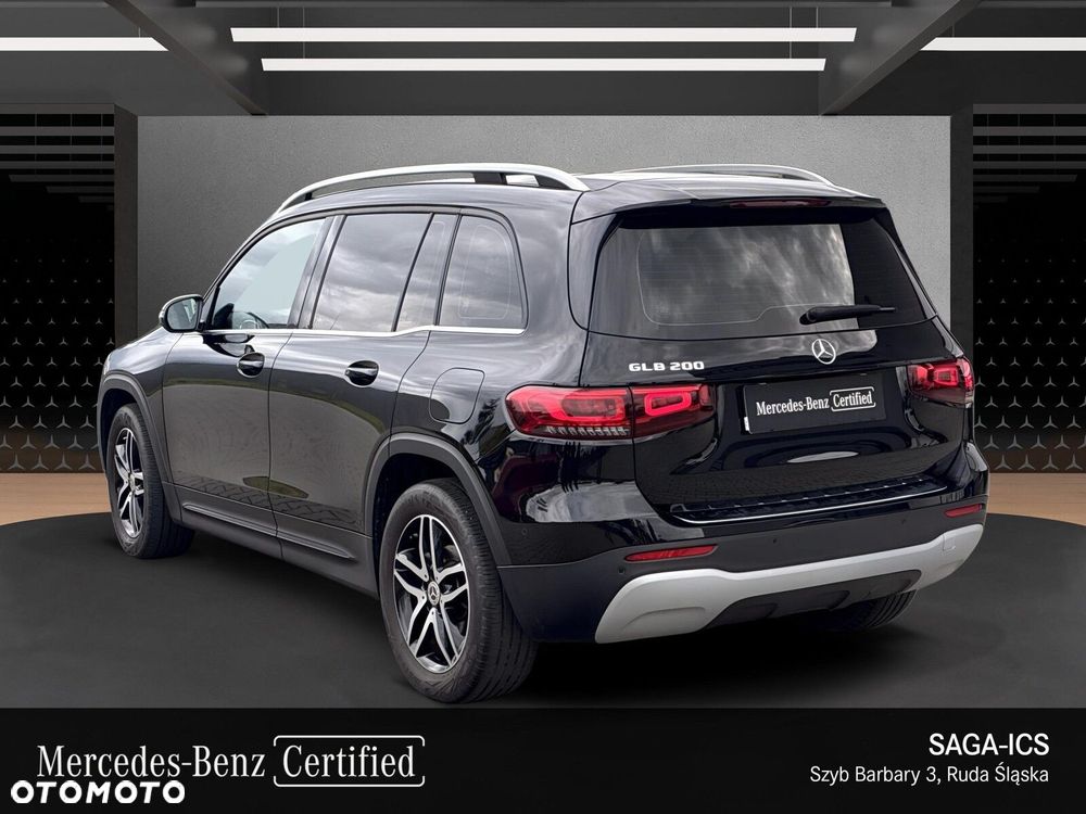 Mercedes-Benz GLB - 4
