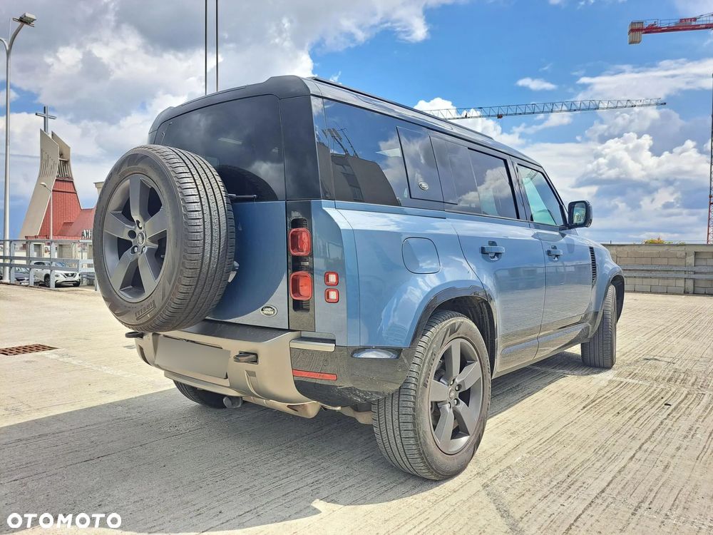 Land Rover Defender 2.0 P300 X-Dynamic HSE - 6