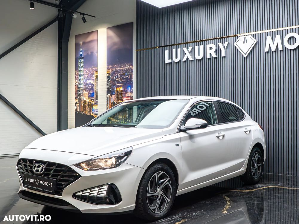 Hyundai i30 1.5 160CP MHEV 48V M/T Highway - 2