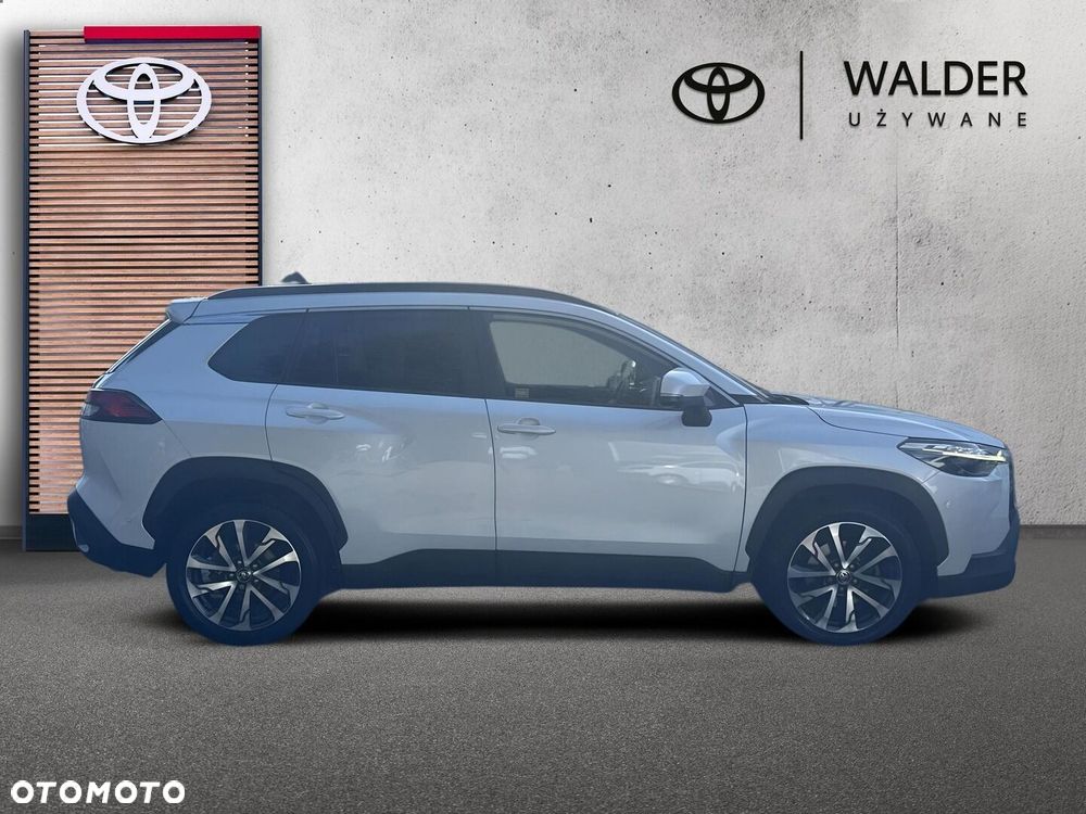 Toyota Corolla Cross 2.0 Hybrid Premiere Edition AWD - 9