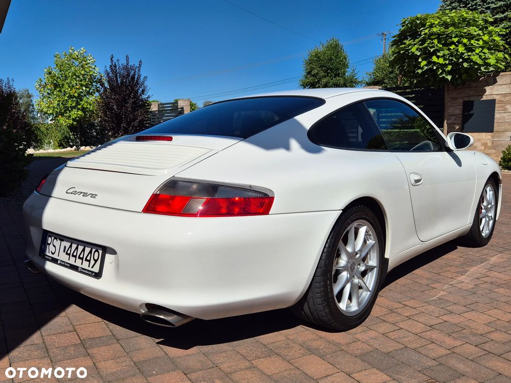 Porsche 911 - 32