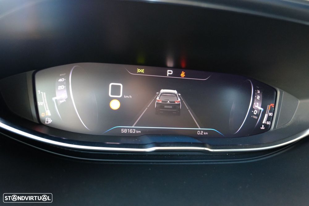 Peugeot 5008 1.2 PureTech Allure EAT8 - 25