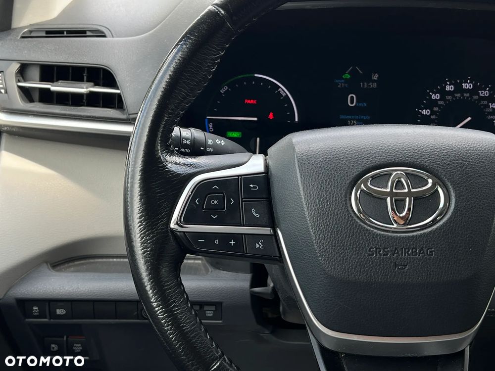 Toyota Sienna - 15