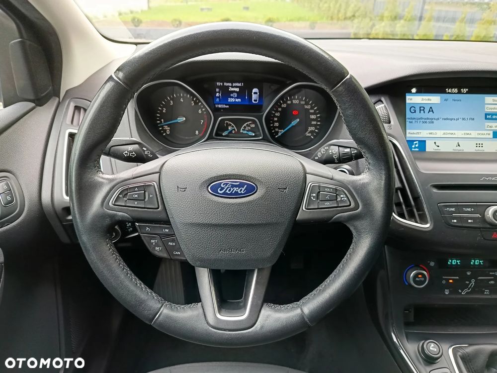 Ford Focus 1.0 EcoBoost STart-Stopp-System TITANIUM - 31
