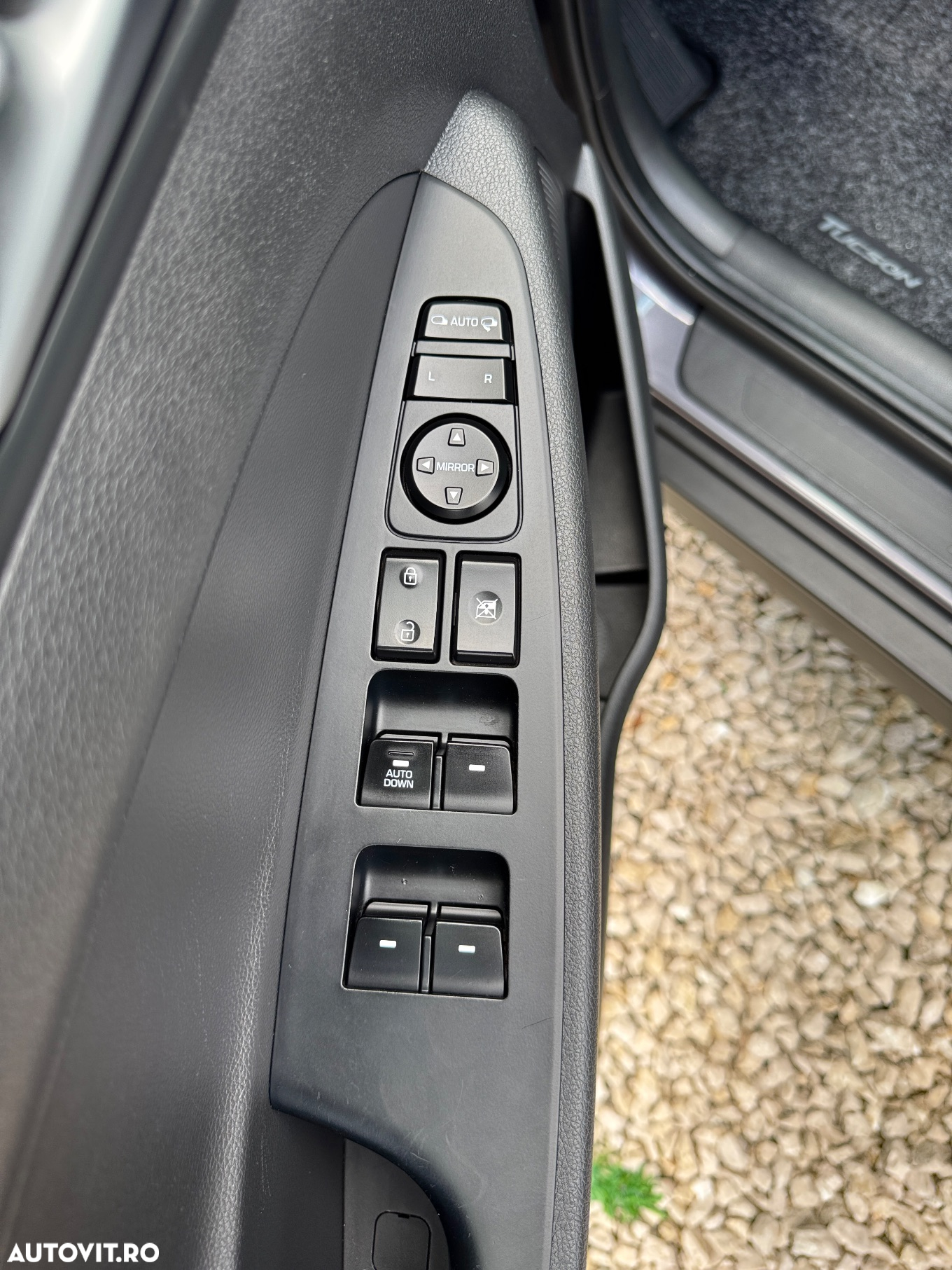 Hyundai Tucson 2.0 CRDI 4WD 6AT Premium+ - 16