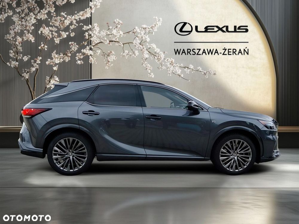 Lexus RX - 8