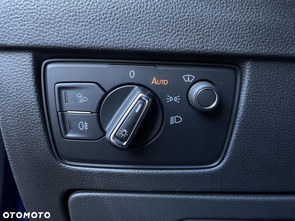 Volkswagen Arteon 2.0 TSI 4Motion R DSG - 28
