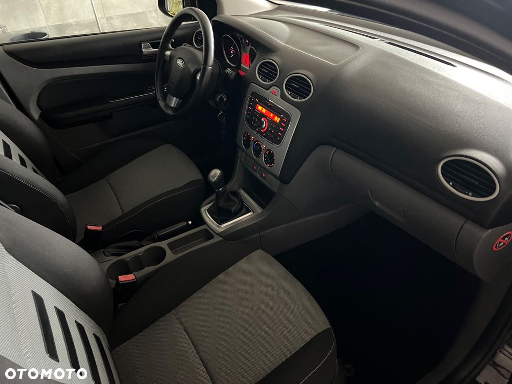 Ford Focus 1.6 TDCi Trend ECOnetic - 24