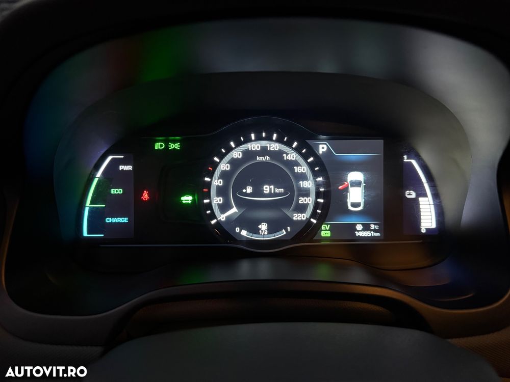Hyundai IONIQ Hybrid 1.6 GDI Premium - 10