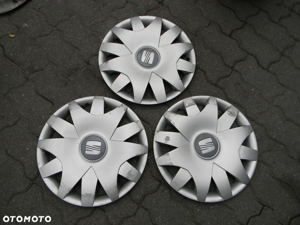 kołpak kołpaki 15"  SEAT ALTEA LEON TOLEDO IBIZA na spinki - 1