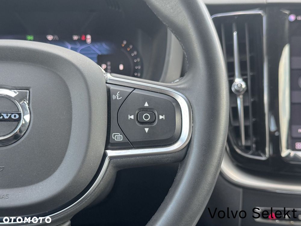 Volvo XC 60 - 13