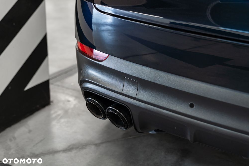 Porsche Cayenne Standard - 22