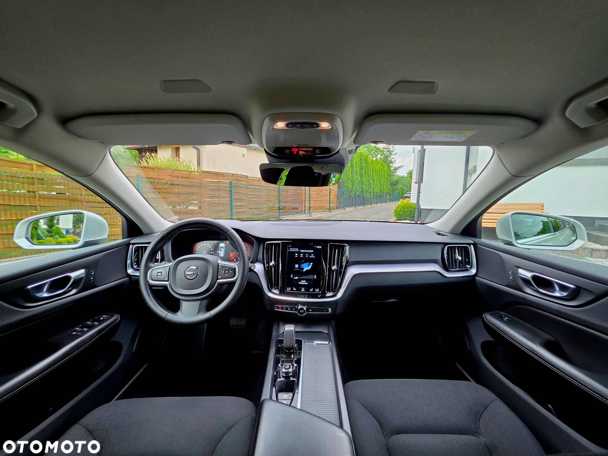 Volvo V60 D4 Momentum Pro - 13