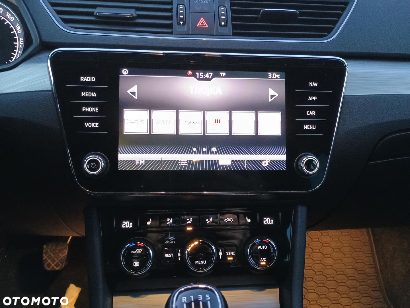 Skoda Superb 2.0 TDI SCR Ambition - 20