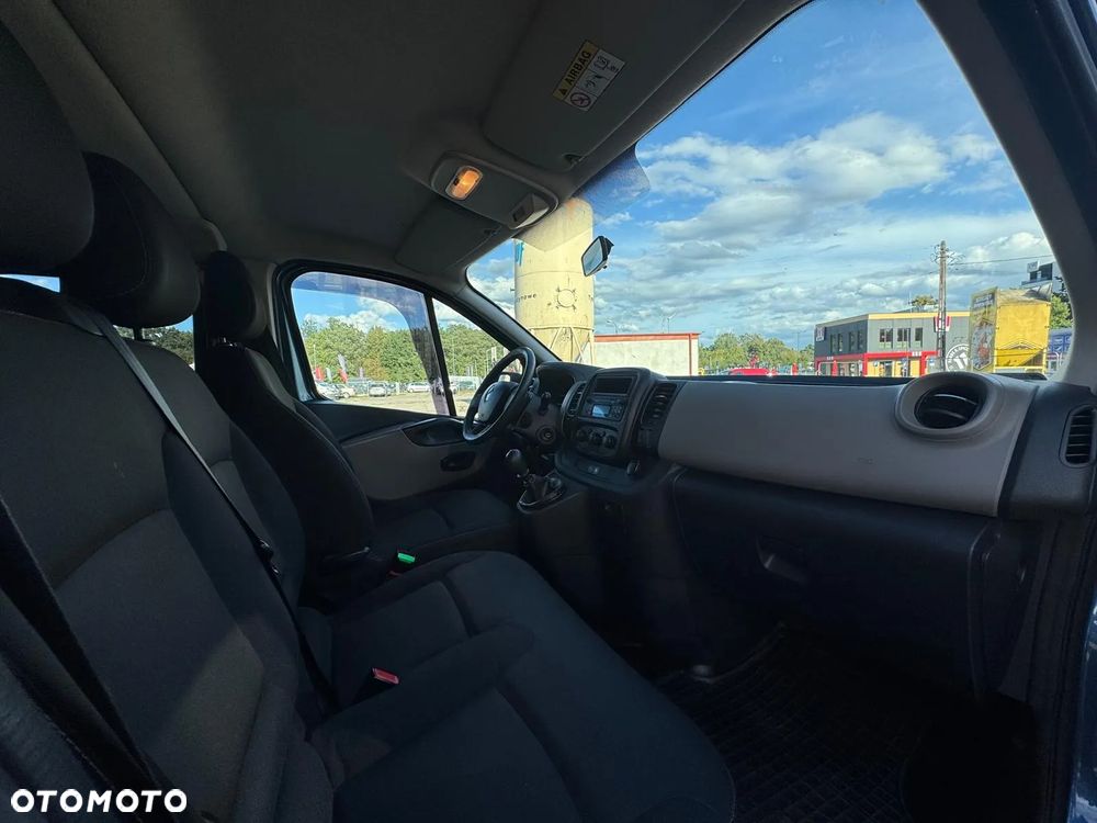 Renault Trafic - 12