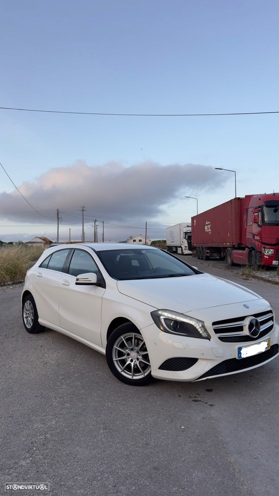 Mercedes-Benz A 180 CDI (BlueEFFICIENCY) - 12