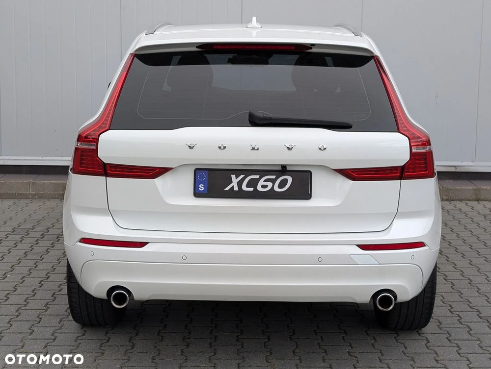 Volvo XC 60 D5 AWD Momentum - 13