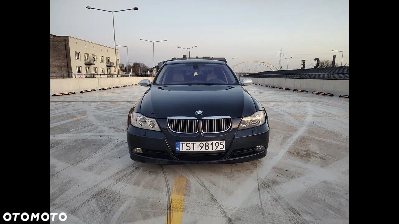 BMW Seria 3 330xi - 7