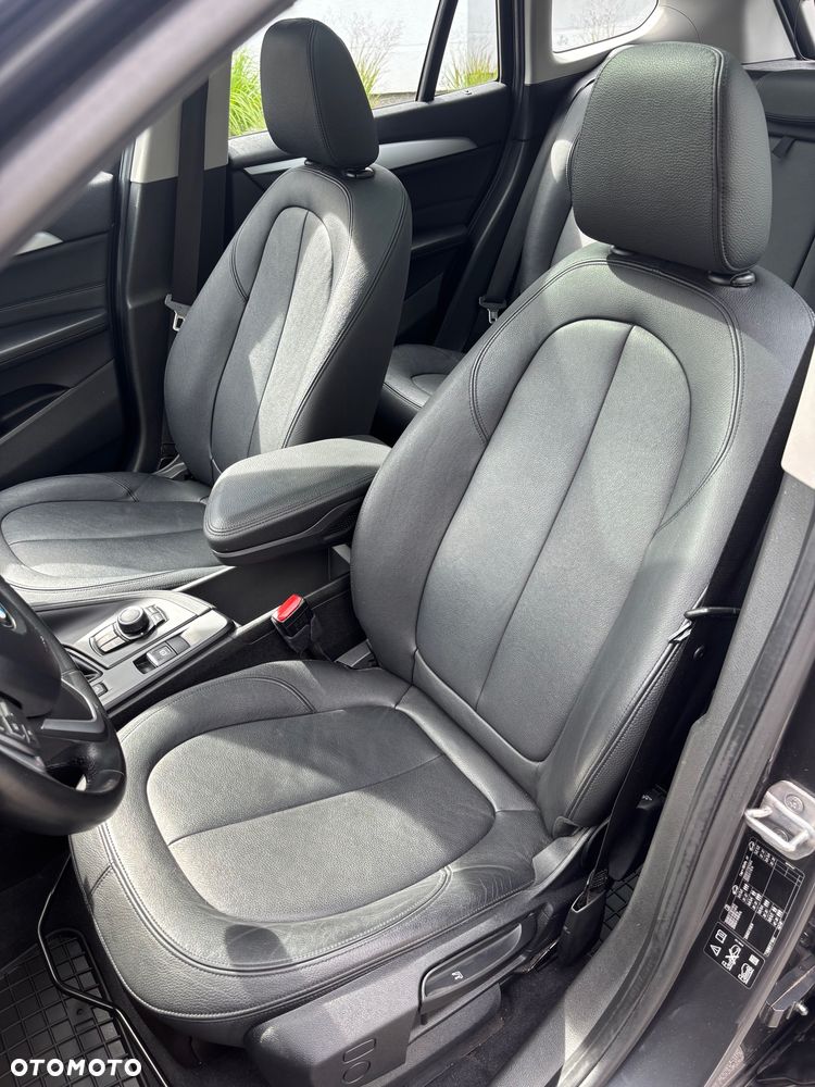 BMW X1 xDrive20i - 9