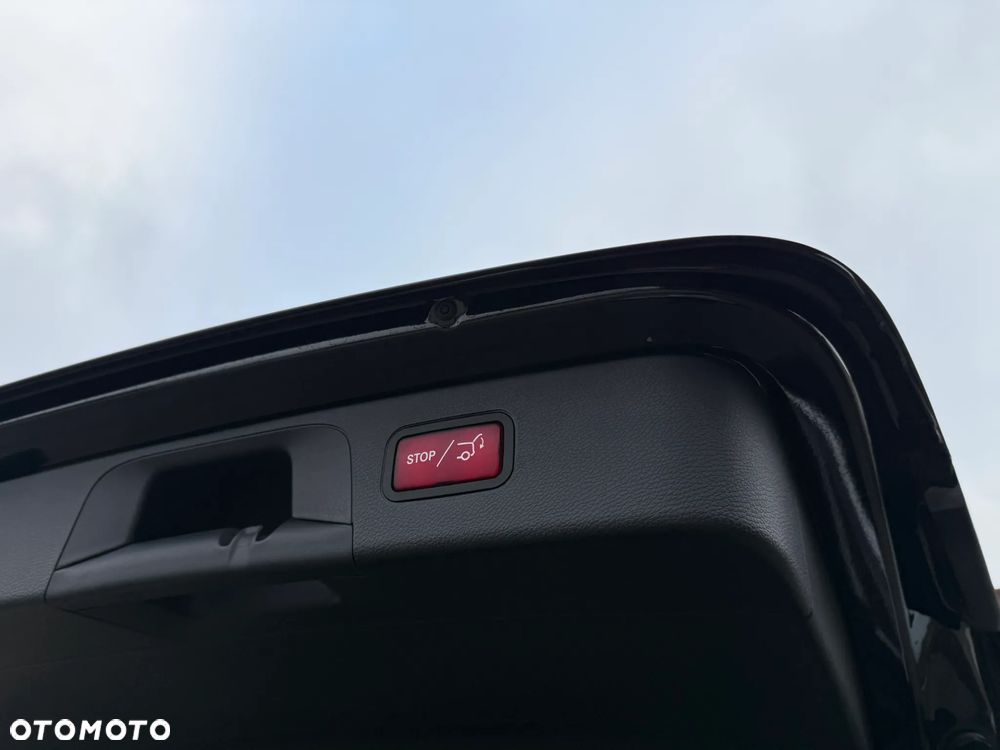 Mercedes-Benz GLC - 8