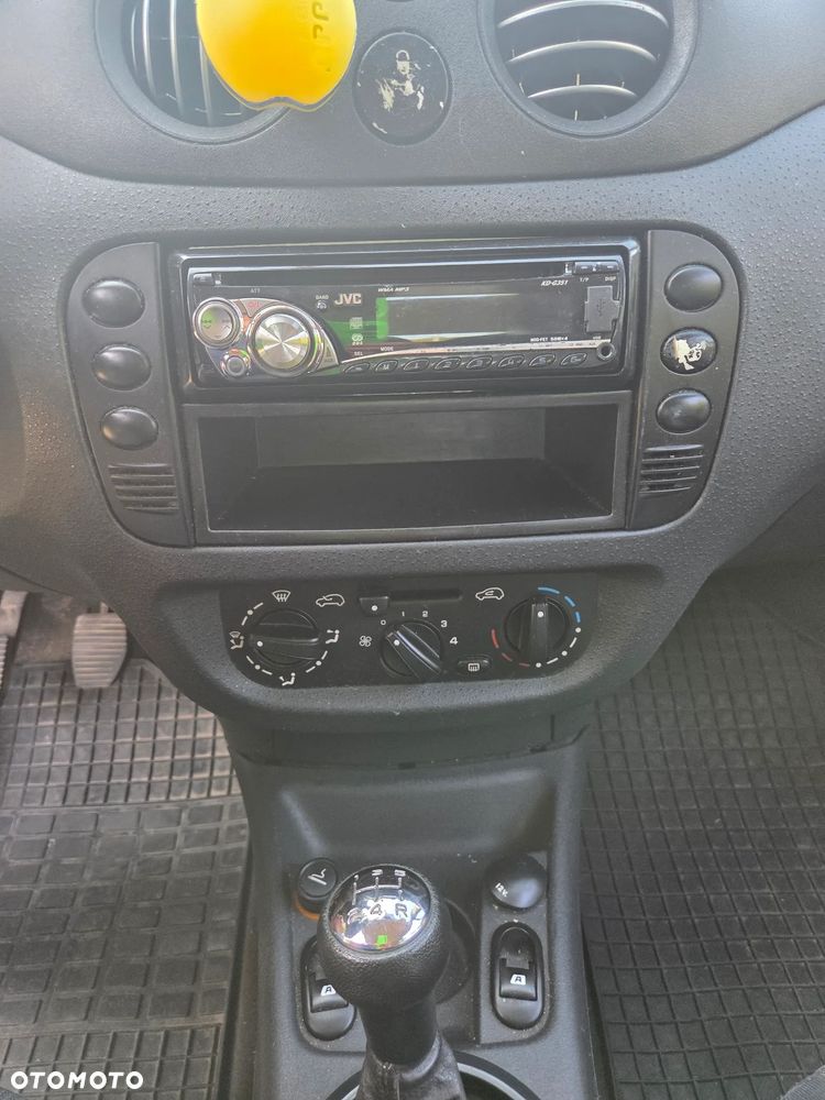 Citroën C3 1.1i Magic - 30