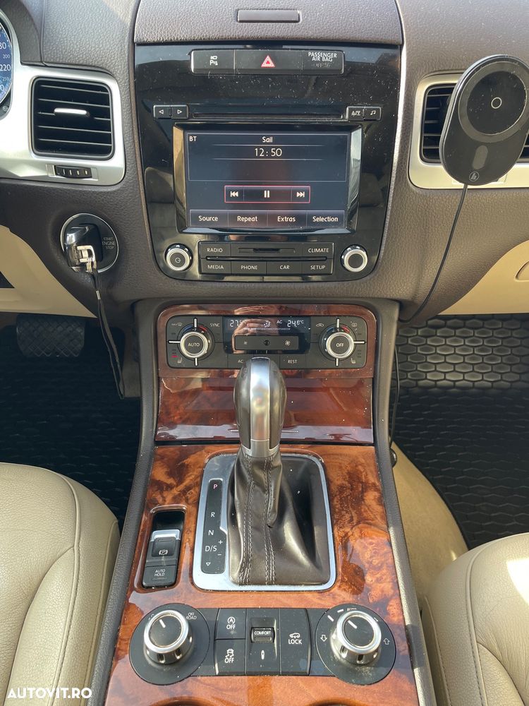 Volkswagen Touareg 3.0 V6 TDI BMT - 8