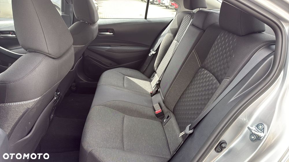 Toyota Corolla - 12