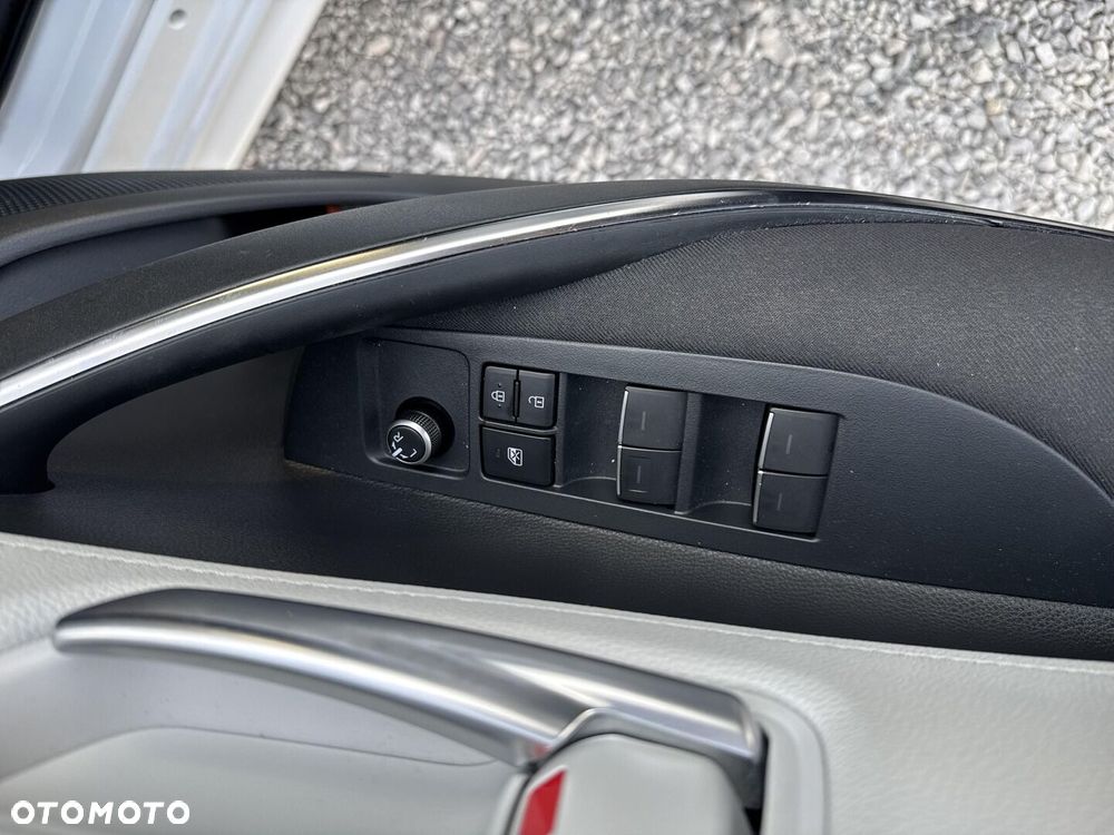 Toyota Corolla 1.8 Hybrid Comfort - 21