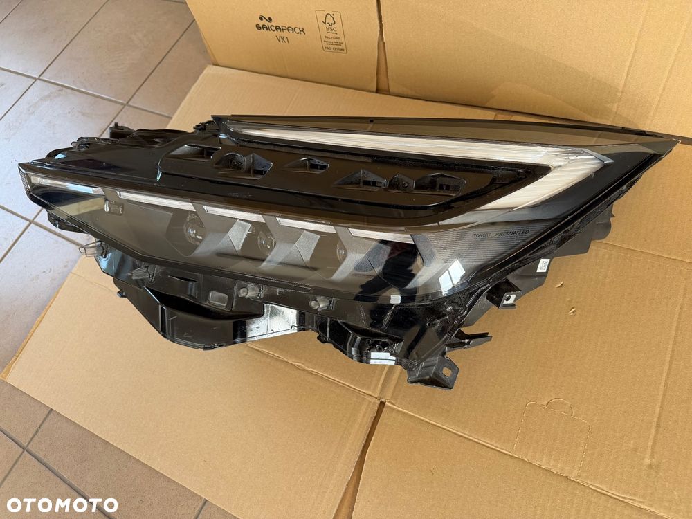 lampa lewa przednia TOYOTA CHR II 2 FULL LED lewy przód 81150-F4510-00 - 2