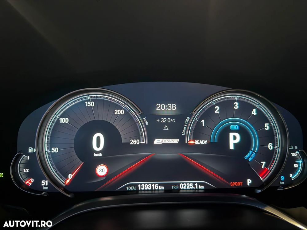 BMW Seria 7 - 15