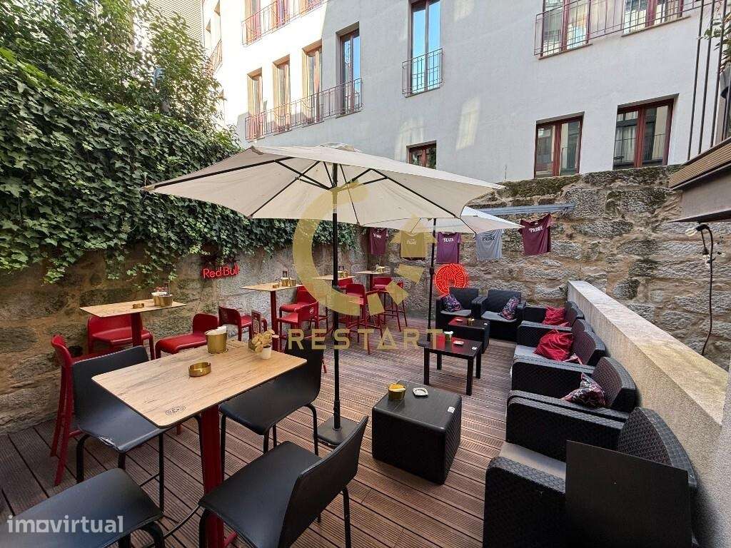 Trespasse Restaurante com terraço na Baixa do Porto próximo a Avenida - Grande imagem: 3/25