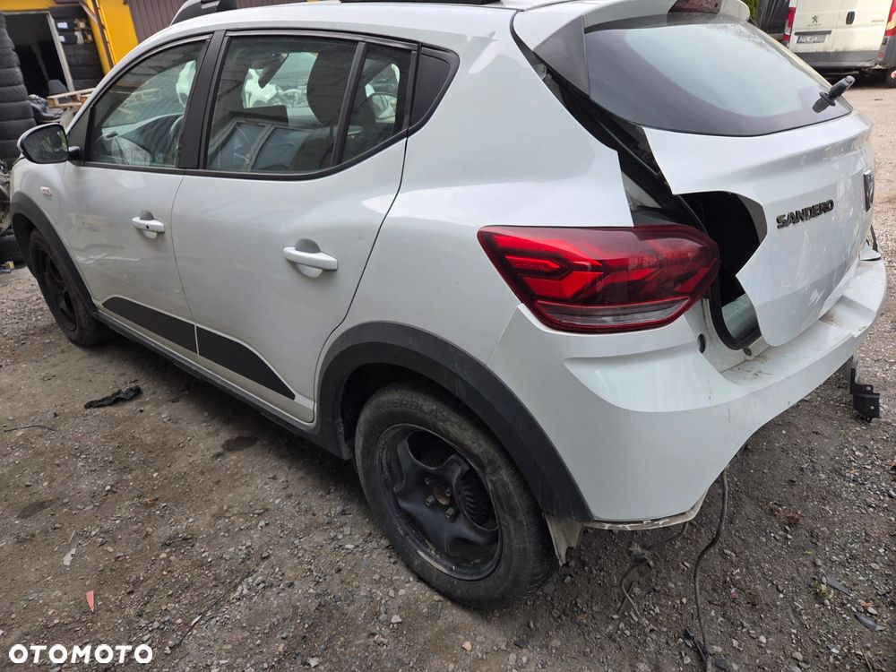 Dacia Sandero 1.0 TCe Laureate S&S - 4