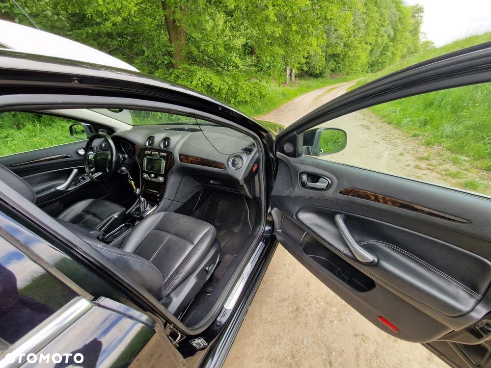 Ford Mondeo - 13