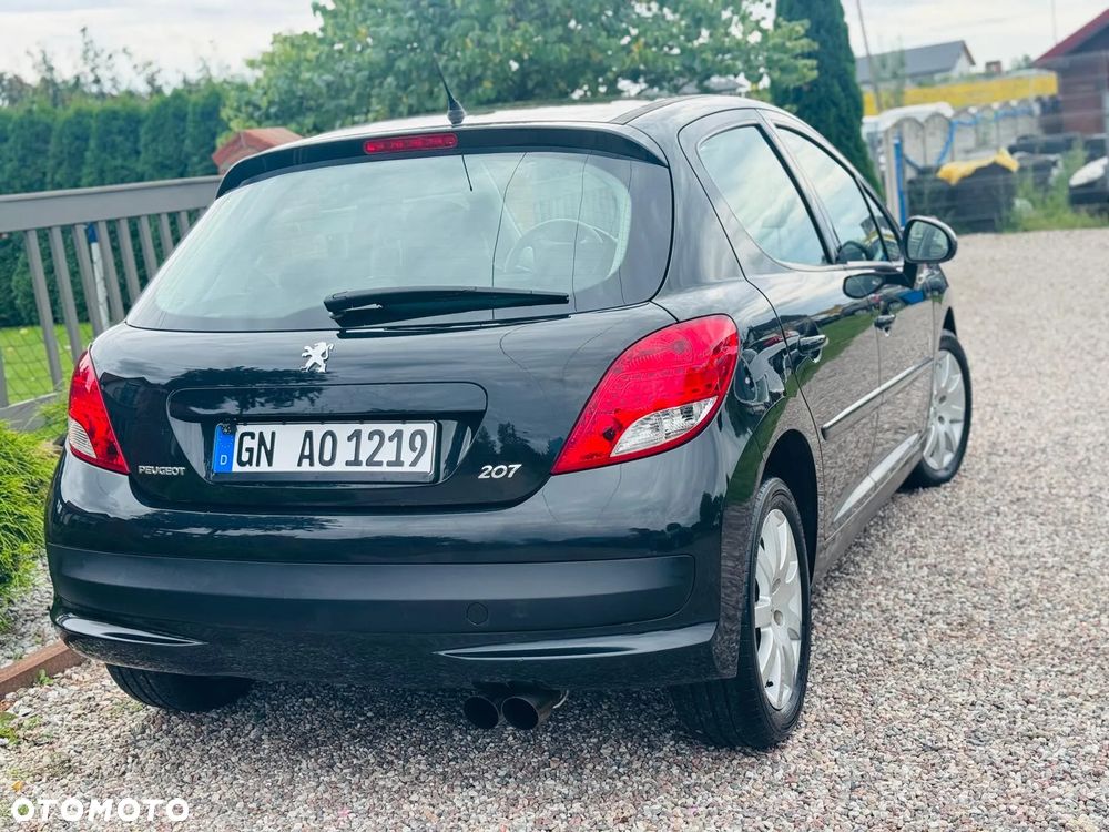 Peugeot 207 1.6 Premium - 21