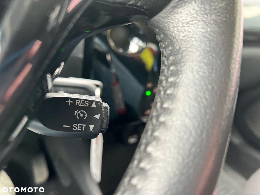 Toyota Aygo x-sky - 23