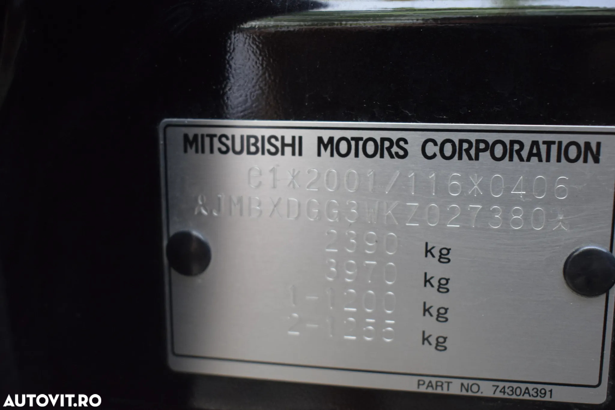 Mitsubishi Outlander PHEV 2.4 L 4X4 Intense - 24