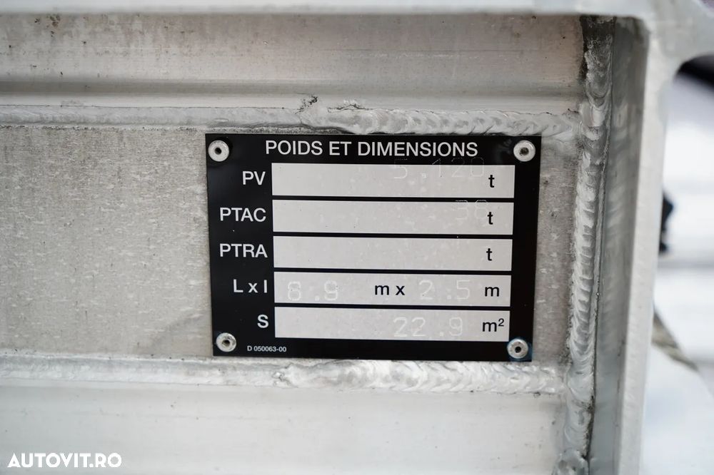 Benalu BASCULĂ BENALU / 27 m³ / ALUMINIU / AXĂ RIDICATĂ / GREUTATE: 5.100 KG / PERDĂ ELECTRICĂ - 20