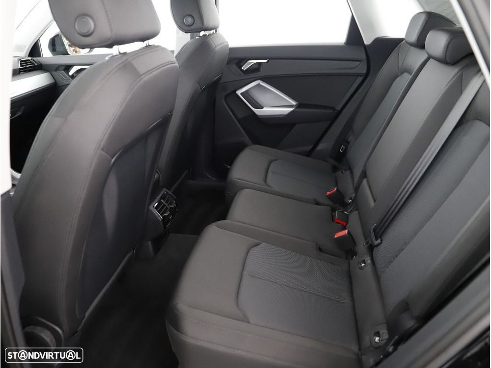 Audi Q3 - 25