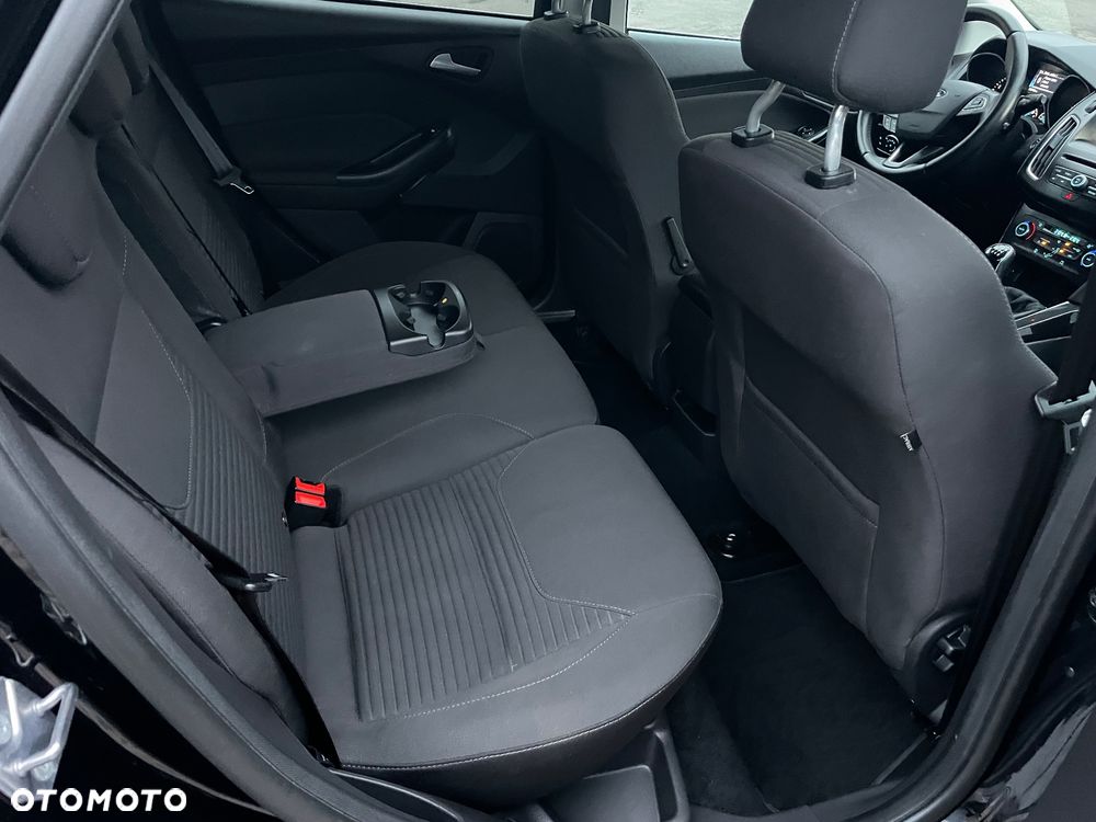 Ford Focus 1.5 EcoBoost STart-Stopp-System ST-Line - 32