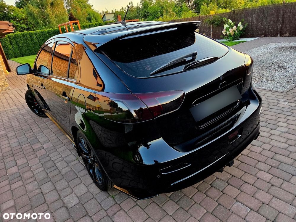 Mitsubishi Lancer - 26